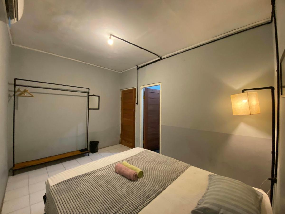 יוגיאקרטה Reeneo Guesthouse מראה חיצוני תמונה
